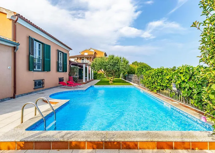 Volme Croatia بيت للعطل بولا